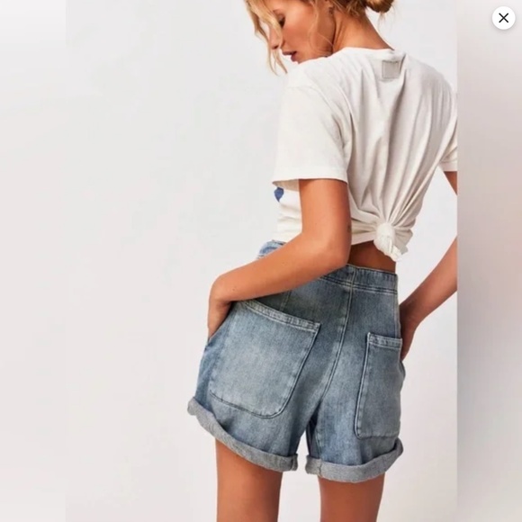 Free People | Osaka Relaxed Shorts - Picture 3 of 5